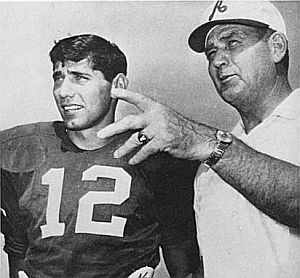 Joe Namath & Bear Bryant. In 1962-64, Namath led Alabama to an overall 29-4 record, with a running & passing total of 3,652 yards and 44 touchdowns. Click for copy.
