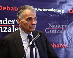 Ralph Nader campaigning for President, 2008.