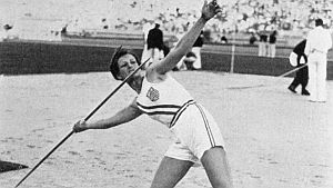 Babe Didrikson won gold in the javelin event at the 1932 Olympics with a record-setting throw of 143' 4".