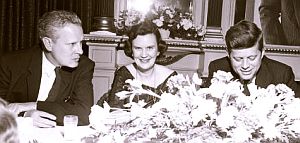 1959: U.S. Senator Al Gore, Sr.(D-TN), left, Nashville Mayor’s wife, Mrs. Ben West, sit with Senator John F. Kennedy at Democratic Party dinner. Nashville Archives.