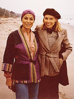 1973: Malka Marom and Joni Mitchell on their way to visit fellow Canadian singer Neil Young at his ranch just south of San Francisco.