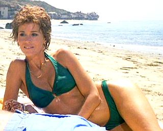 Jane Fonda in beach scene from 1979-80 film, “California Suite,” a Neil Simon comedy with Alan Alda and others.