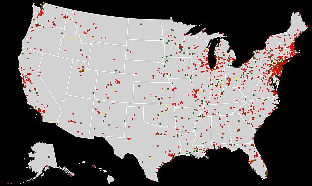 Superfund sites as of October 2013. Red indicates currently on National Priority List, yellow is proposed, green is deleted, usually meaning cleaned up. Click for larger map and list of sites at Wikipedia. See EPA for current & interactive maps.
